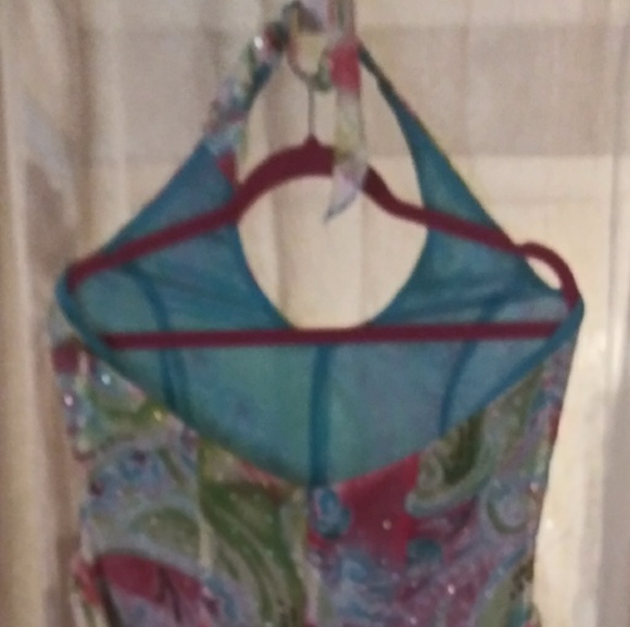 Halter Jumpsiut - Picture 2 of 3